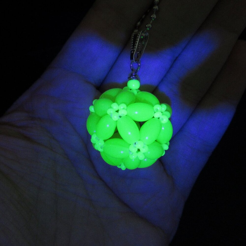 Uranium glass beaded bead
